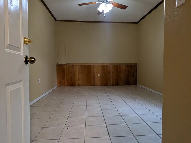 912 Red Bud Dr — Photo 9