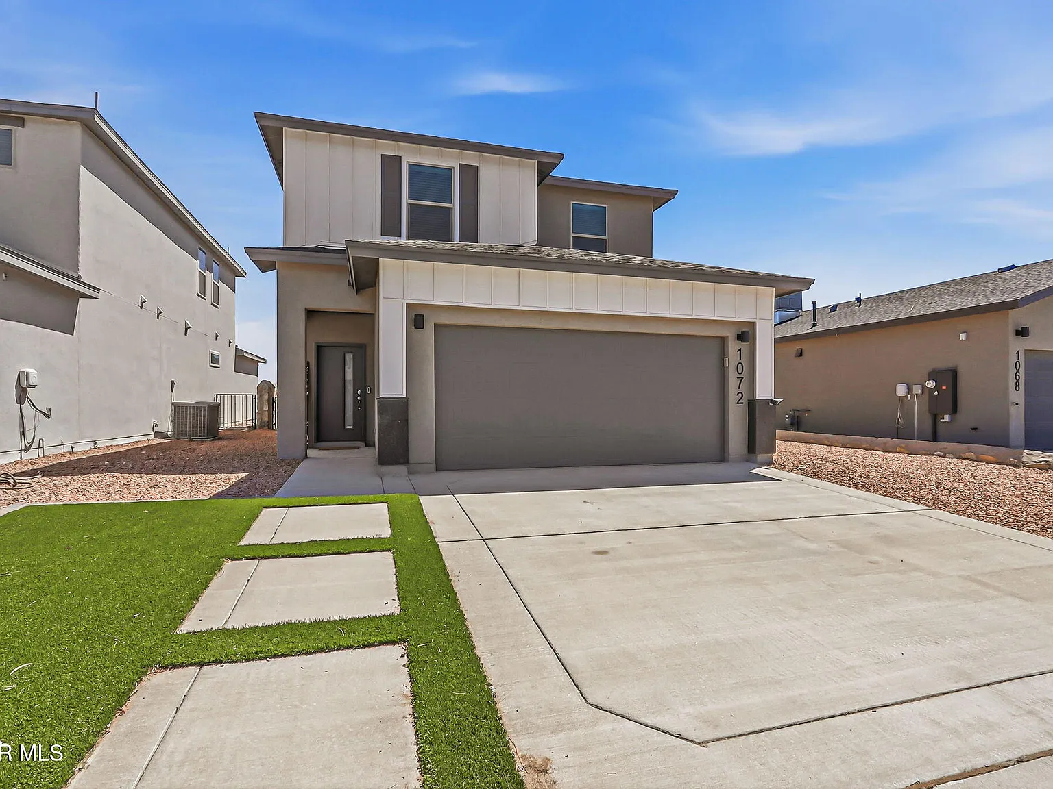 4 bed, 2.5 bath, 1743 sqft, $2,150 — Photo 3