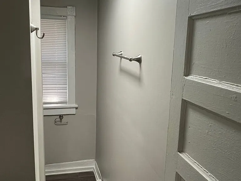 1741 Winder St — Photo 8