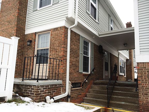 5th image of 41778 Broquet Dr