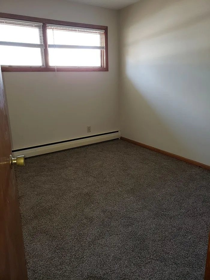 Studio, 1.0 bath, 500 sqft, $825 — Photo 3