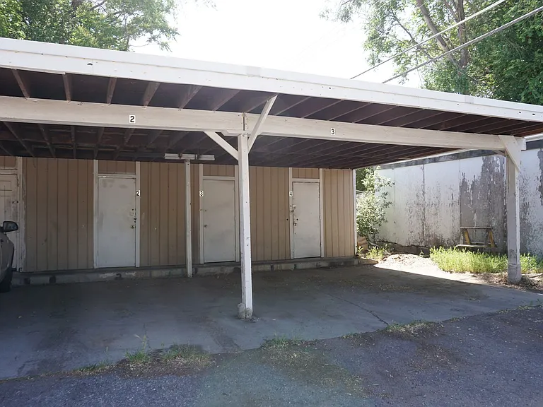 188 E. Baird Ave. — Photo 12