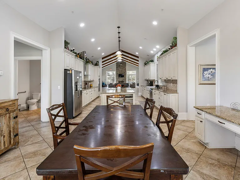 13931 Thompson Rd — Photo 8