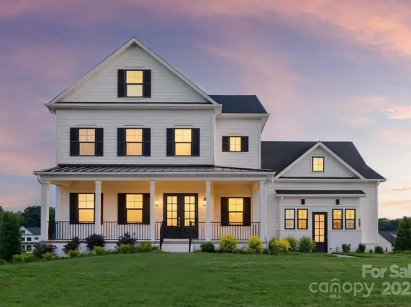 1106 Pomar Cir, Waxhaw, NC 28173