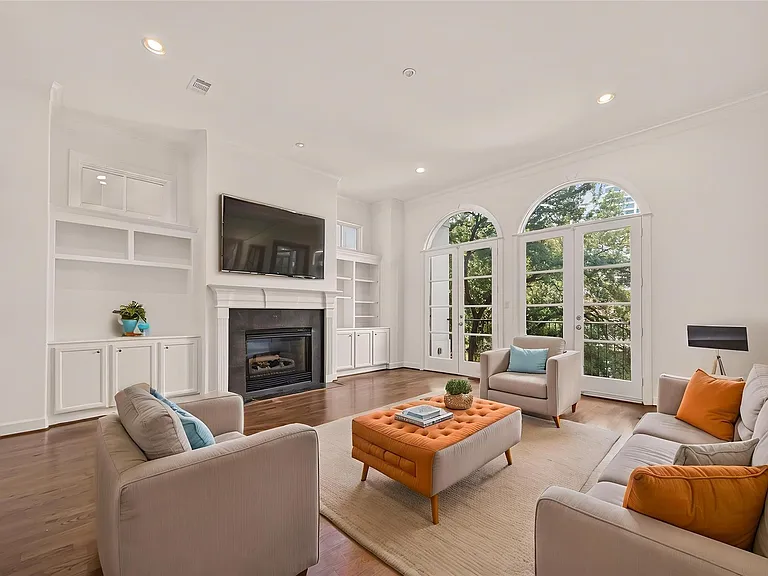 2907 Argonne St — Photo 5