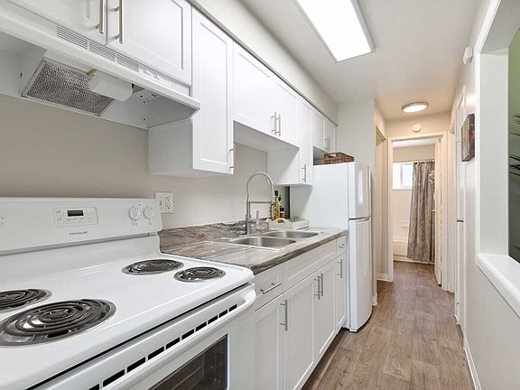 3rd image of 10785 E Exposition Ave APT C301