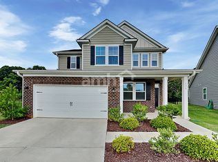 136 Hamilton Park Dr, Mooresville, NC 28115