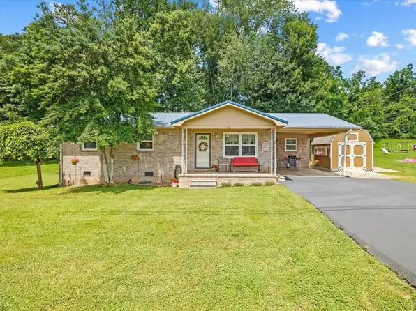 43 Quarry St, Sparta, TN 38583