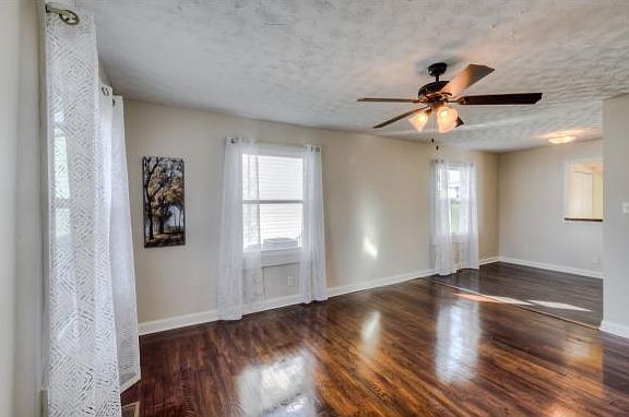 3rd image of 1225 Georgia Ave