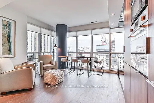 2 bed, $3,000 — Photo 2