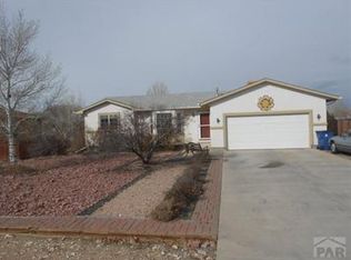 813 S Sterling Dr, Pueblo West, CO 81007