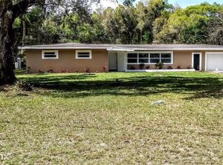 350 N Hart Rd, Geneva, FL 32732