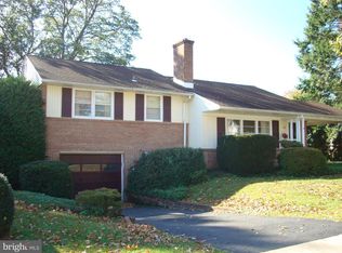 16 Darlin Dr, Reading, PA