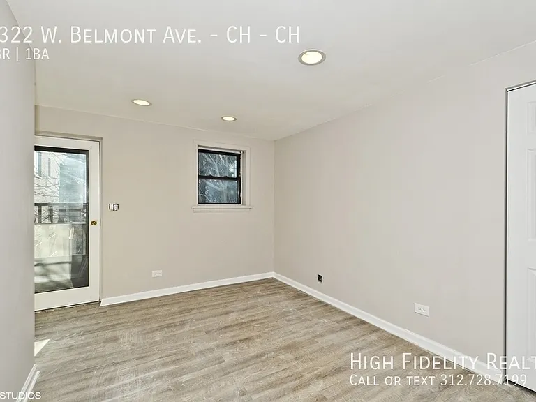 2322 W Belmont Ave #CH — Photo 7