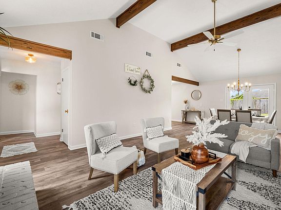 3rd image of 2215 Appaloosa St