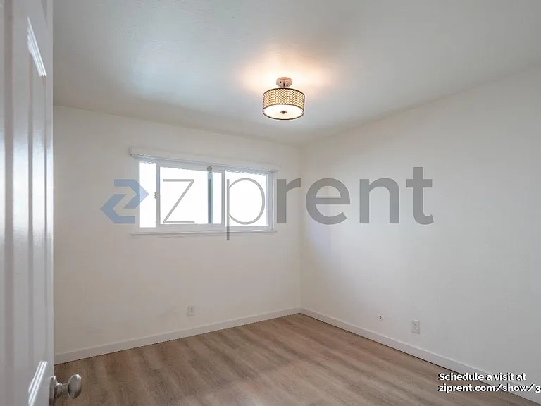 3816 Ruby St — Photo 13