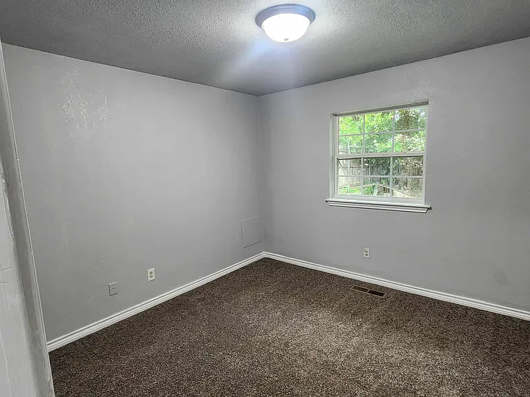 1914 N Moulton Ct — Photo 15