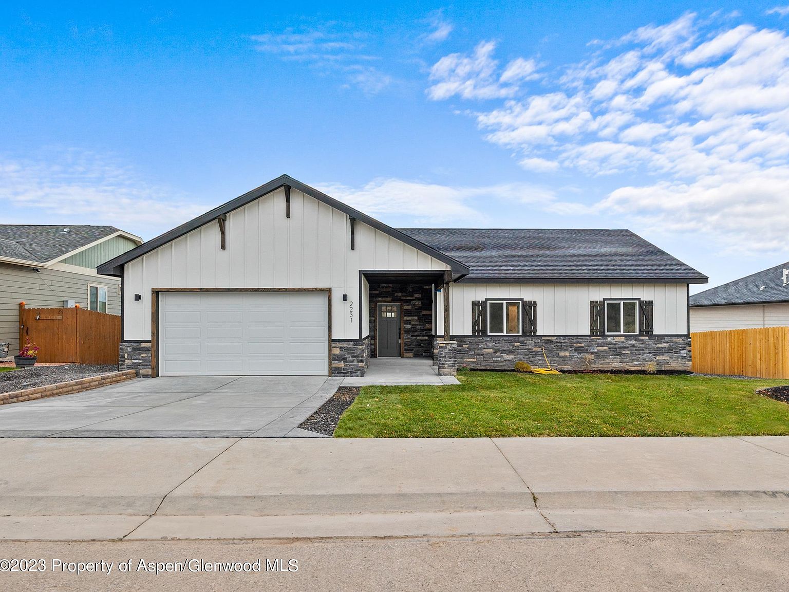 2231 Grand Ave, Silt, CO 81652 | Zillow