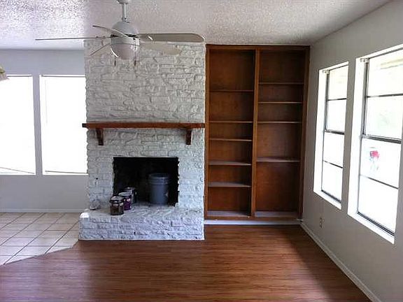 3rd image of 7202 Lake Charles Dr