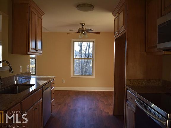 4th image of 145 Highridge Manor Dr