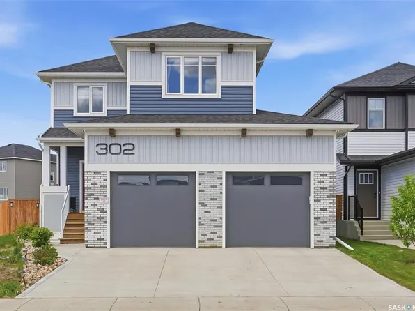 302 Chelsom MANOR, Saskatoon, SK S7V 1R3