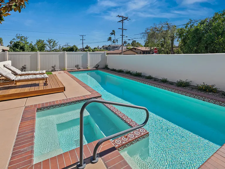 4804 Biona Dr — Photo 21