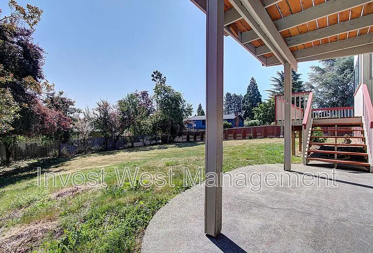 16103 NE 33rd Ave — Photo 24