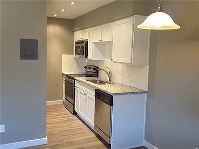 3rd image of 504 Swanee Dr #10471656