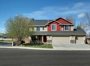 4350 W Gillette Dr, Meridian, ID 83642