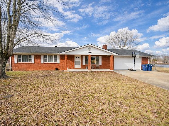 2nd image of 209 Hilltop Dr