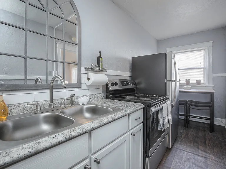 3721 Broadway Blvd #6 — Photo 9