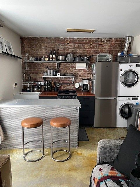 1st image of 2638 29th St #2