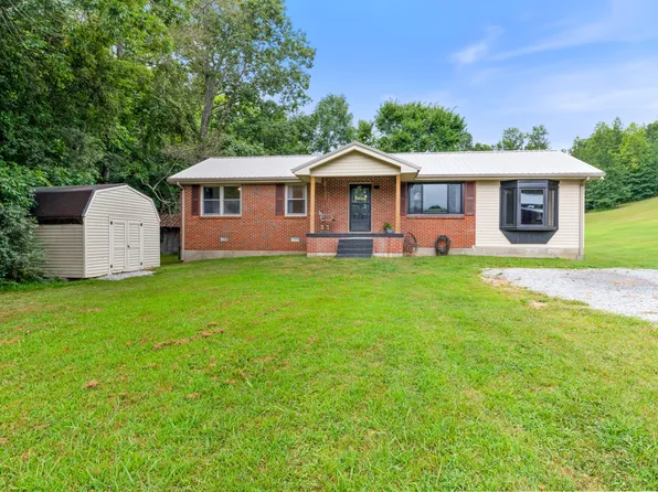 450 Upper Alsup Rd, Tennessee Ridge, TN 37178
