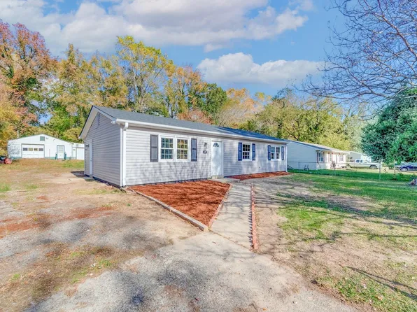119 Walnut Dr, Yorktown, VA 23690