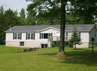 7119 E Vienna Rd, Otisville, MI 48463