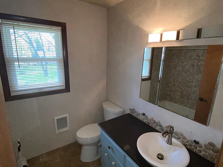 23945 Smithtown Rd — Photo 22