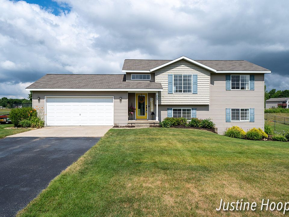 1st image of 2355 Winston View Dr NE