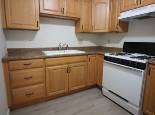 314 N Cloverdale Blvd APT 3, Cloverdale, CA 95425