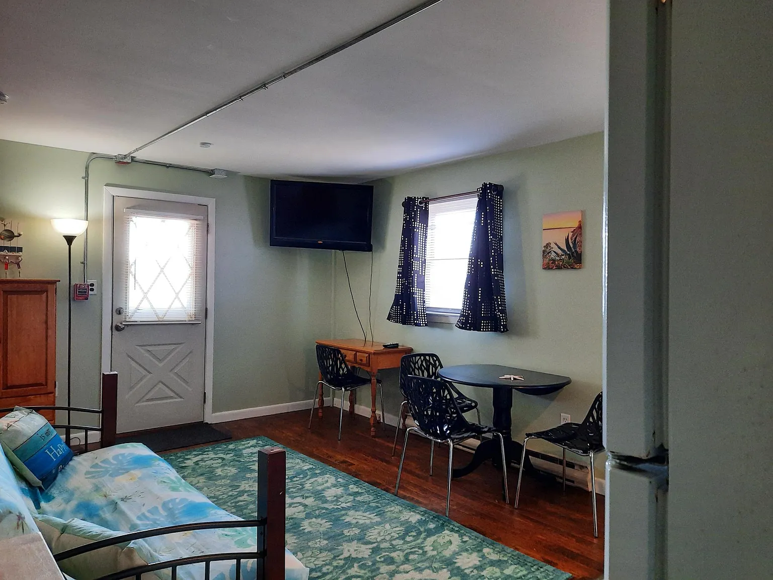 2 bed, 800 sqft, $1,400 — Photo 4