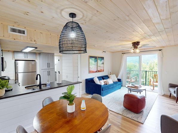 3710 Weber Rd #102-A, Gatlinburg, TN 37738