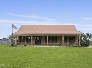 67 Jans Rd, Richton, MS 39476