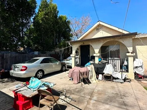 12861 Kagel Canyon St, Pacoima, CA 91331