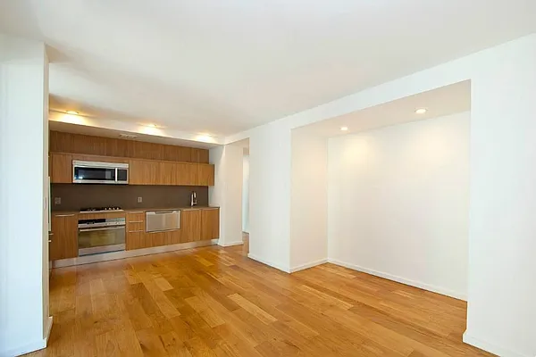Rented by Keller Williams NYC | media 10