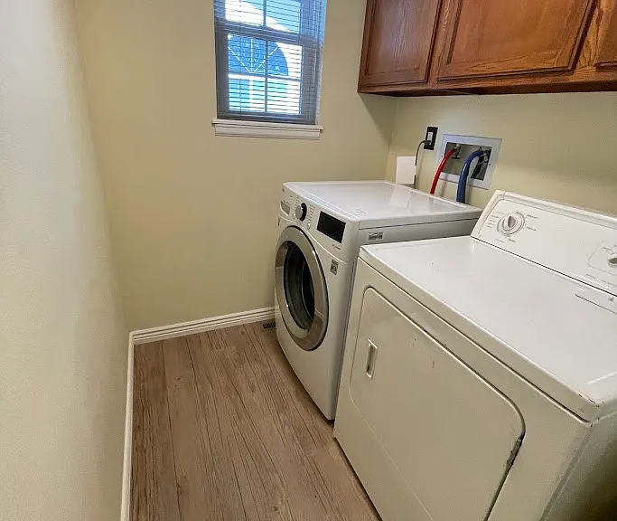 2348 S Gray St — Photo 6