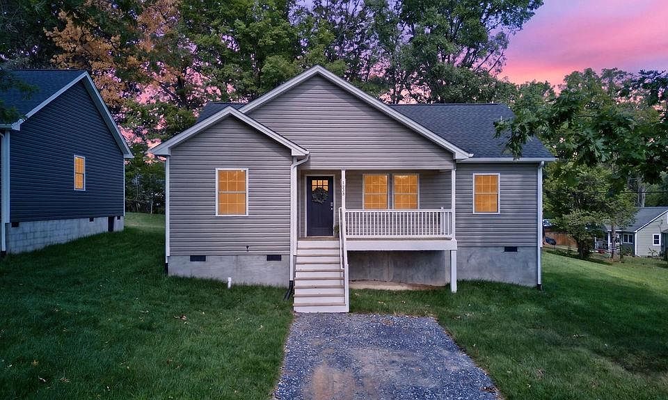 1st image of 1233 Jackson Ave