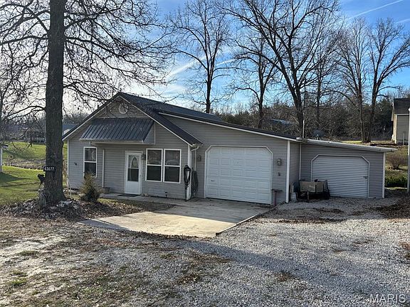 3rd image of 43677 Blue Lagoon Dr