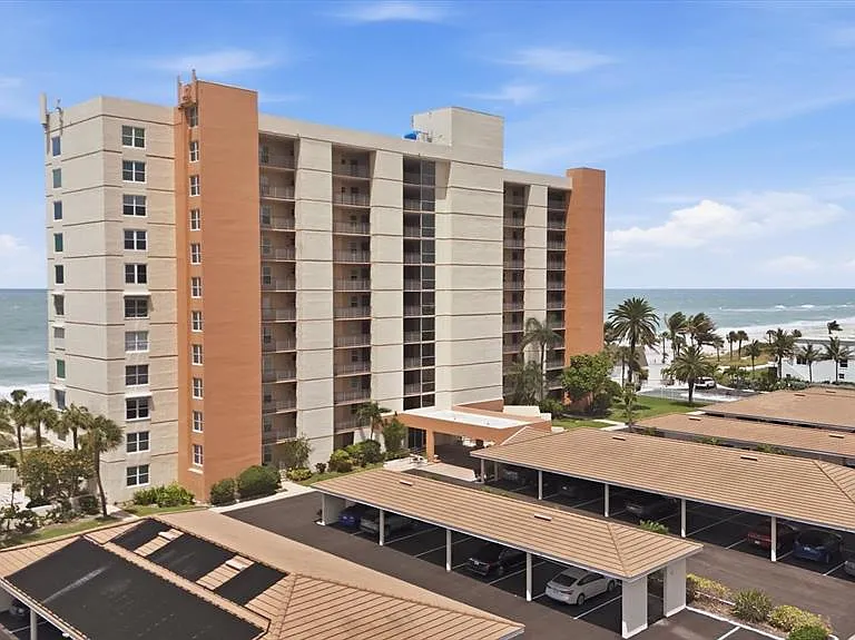 4401 Gulf Of Mexico Dr #907 — Photo 1