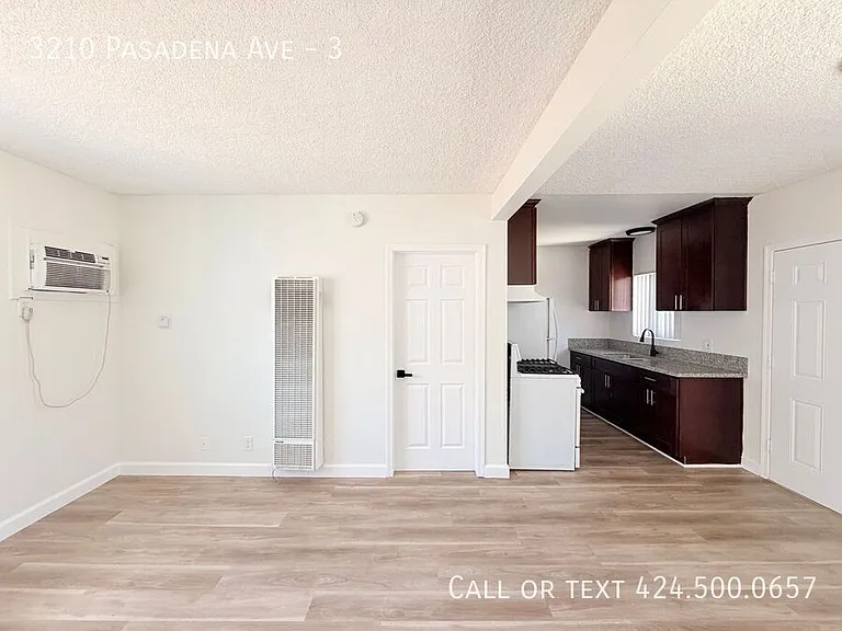 3210 Pasadena Ave #3 — Photo 4