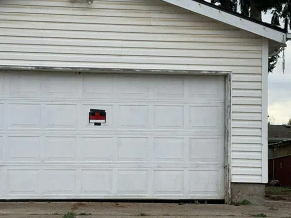 4073 Vernon St NE, Salem, OR 97305
