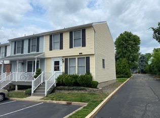 31 Dayna Ct #31, Perth Amboy, NJ 08861